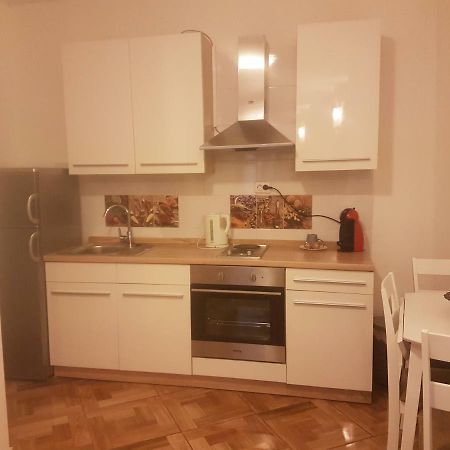 Studio Apartman Via 希贝尼克 外观 照片