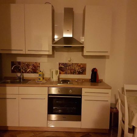 Studio Apartman Via 希贝尼克 外观 照片