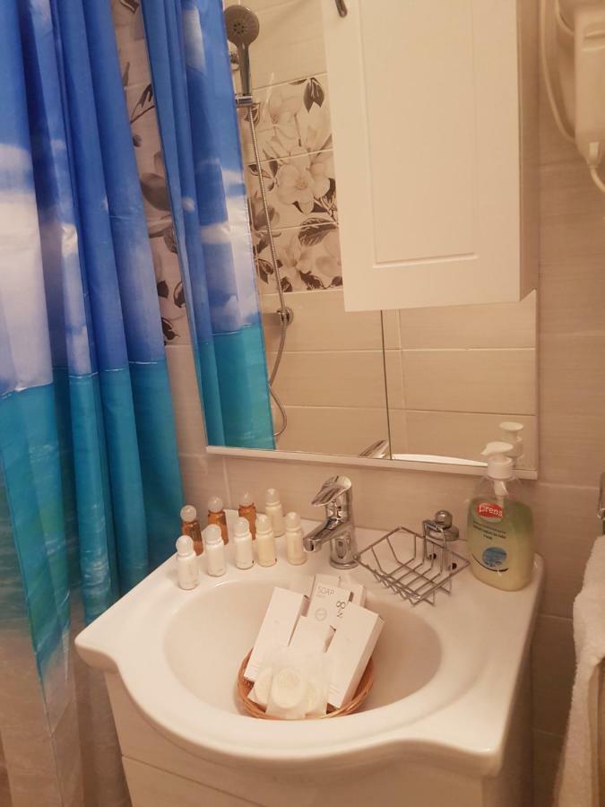 Studio Apartman Via 希贝尼克 外观 照片